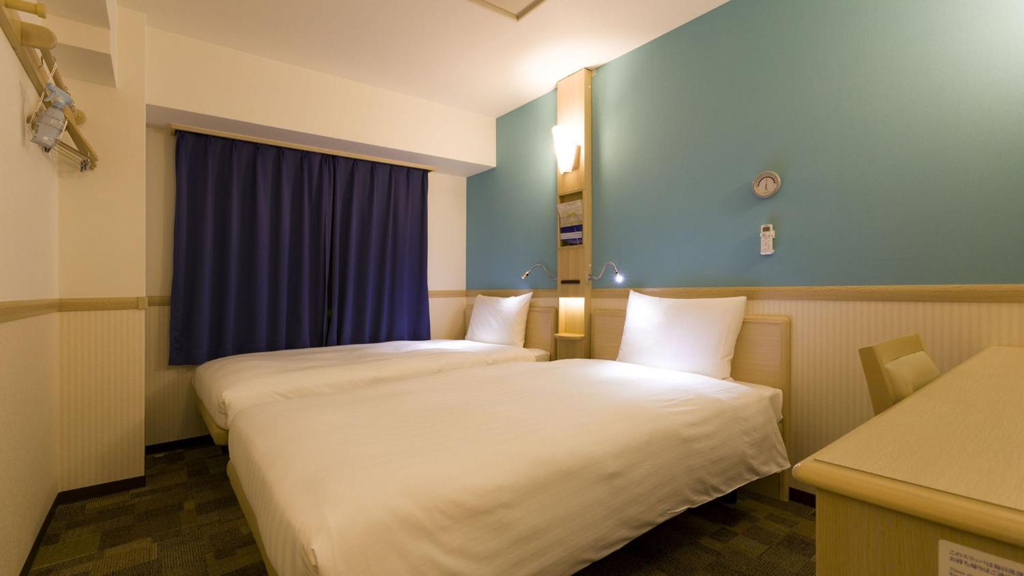 Toyoko Inn Osaka Kyobashi Sakuranomiya Номер фото